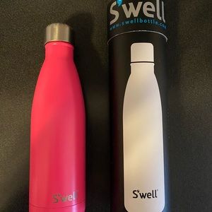 New S’Well 17 oz. Insulated Bottle -Bikini Pink new in box GIFT